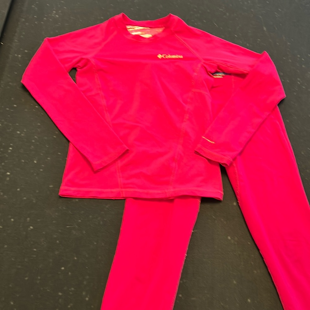Little girl side medium (10-12) Columbia Omni heat thermal underwear
